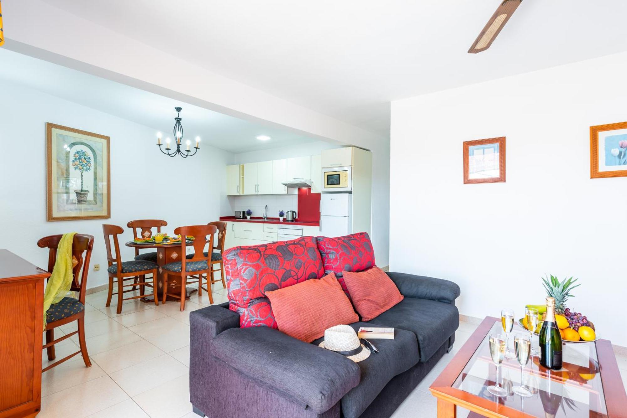 Tenerife South Apartments Плая-де-лас-Америкас Номер фото